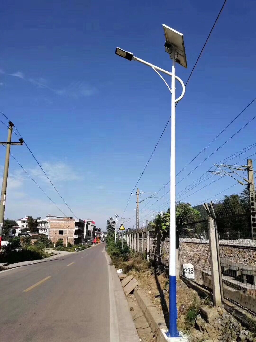 �е�̫���·��